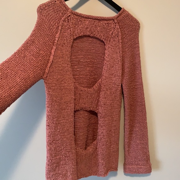 Mauve sweater with back cut outs -NWT - Picture 4 of 5